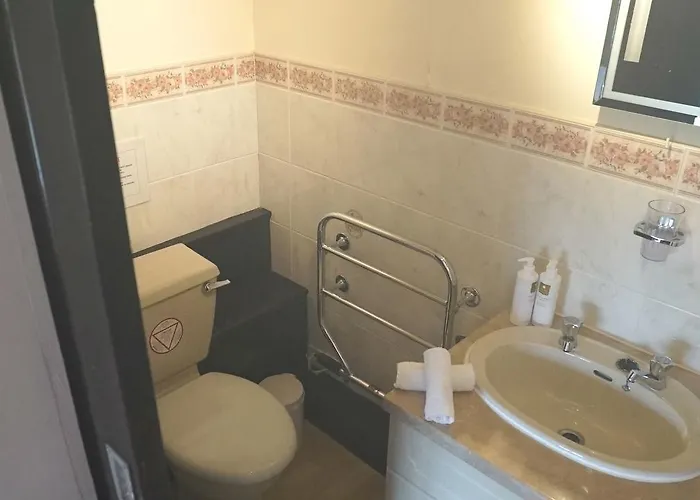 Bed & Breakfast Wheelgate 4*